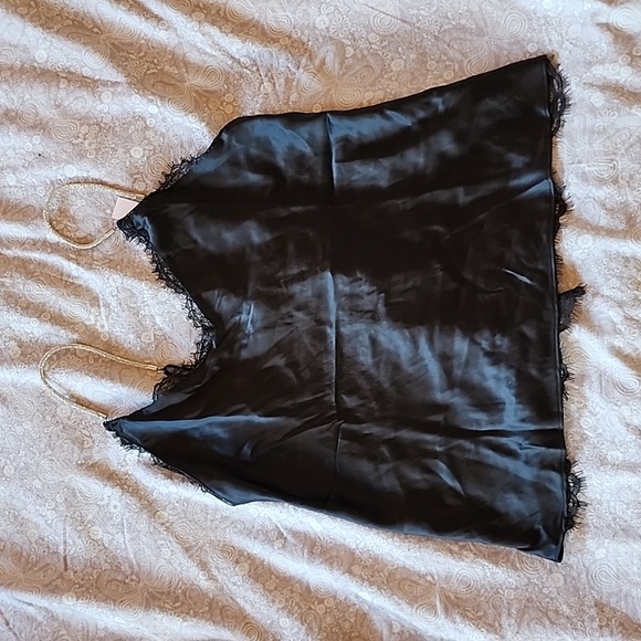 NWT Victoria's Secret: Lace-Back Cami w/ sparkle straps, Black, Small - Picture 8 of 11